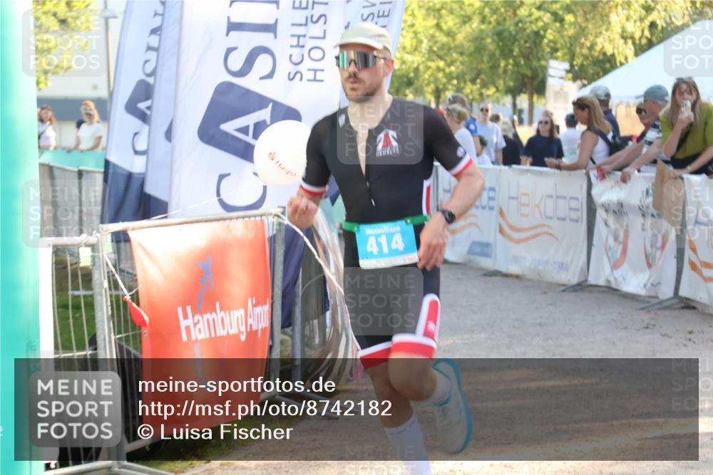 07.09.2025 - 19. Norderstedt Triathlon Luisa Fischer http://msf.ph/oto/8742182 07.09.2025 16:59:48 Ziel 414, 1429 meine-sportfotos.de