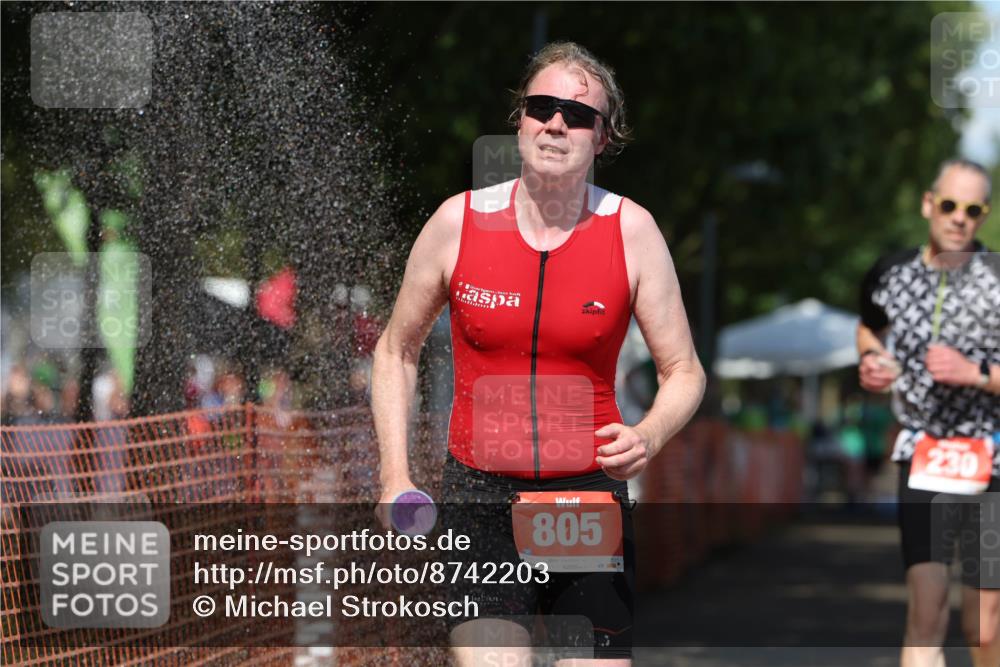 07.09.2025 - 19. Norderstedt Triathlon Michael Strokosch http://msf.ph/oto/8742203 07.09.2025 13:53:23 Laufen 230, 790, 805 meine-sportfotos.de