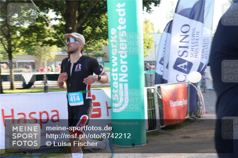 07.09.2025 - 19. Norderstedt Triathlon Luisa Fischer http://msf.ph/oto/8742212 07.09.2025 16:59:49 Ziel 414, 1429 meine-sportfotos.de