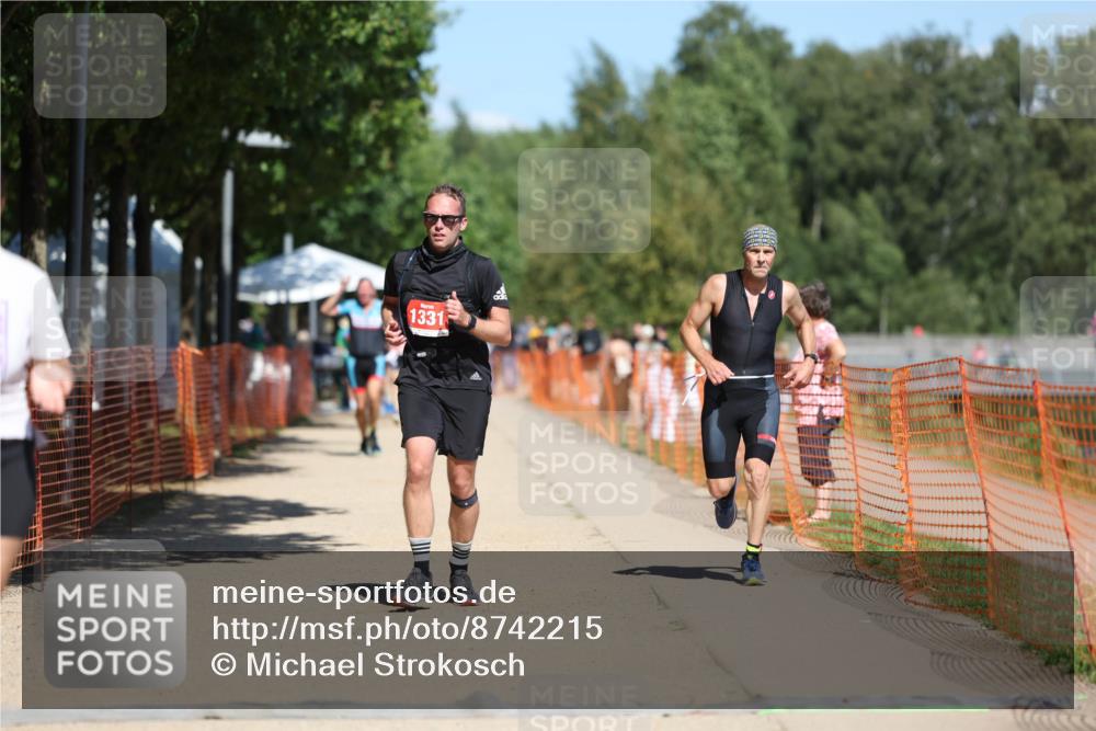 07.09.2025 - 19. Norderstedt Triathlon Michael Strokosch http://msf.ph/oto/8742215 07.09.2025 13:08:03 Laufen 150, 698, 1331 meine-sportfotos.de