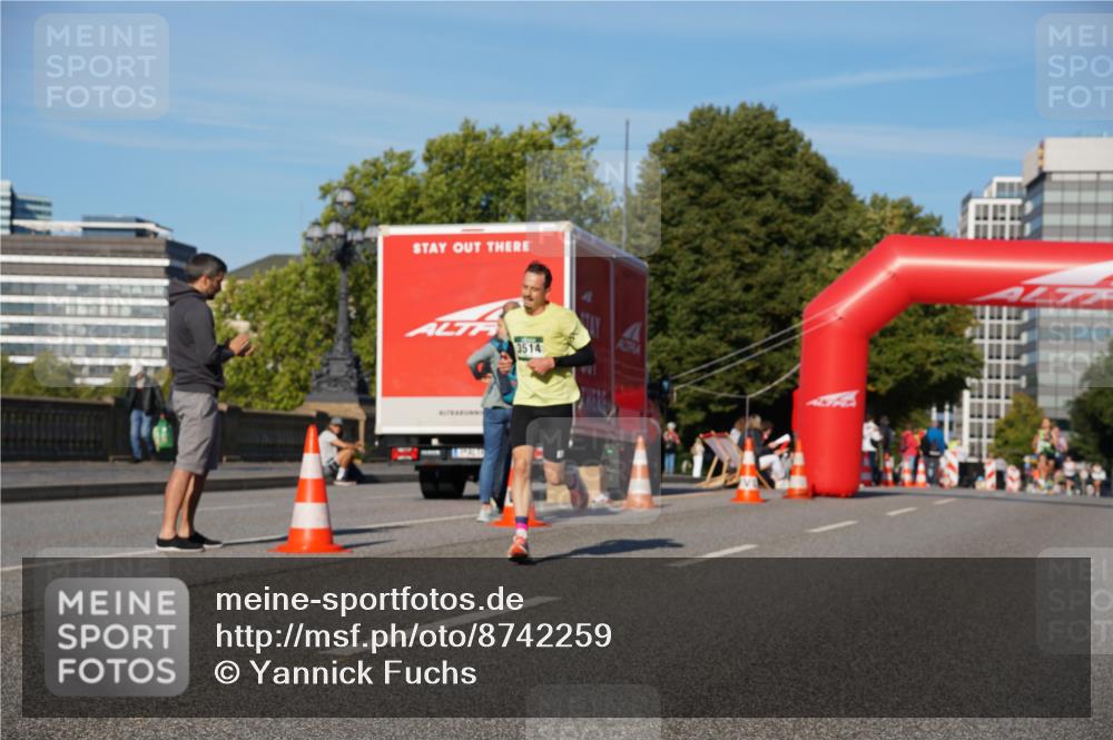 07.09.2025 - BARMER Alsterlauf Yannick Fuchs http://msf.ph/oto/8742259 07.09.2025 09:28:24 Laufen 3514 meine-sportfotos.de