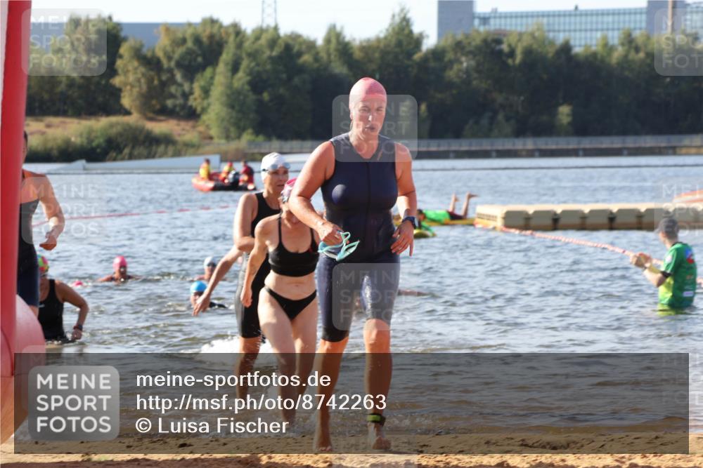 07.09.2025 - 19. Norderstedt Triathlon Luisa Fischer http://msf.ph/oto/8742263 07.09.2025 10:05:48 Schwimmen 1111, 1114, 1119, 1131, 1132, 1144 meine-sportfotos.de