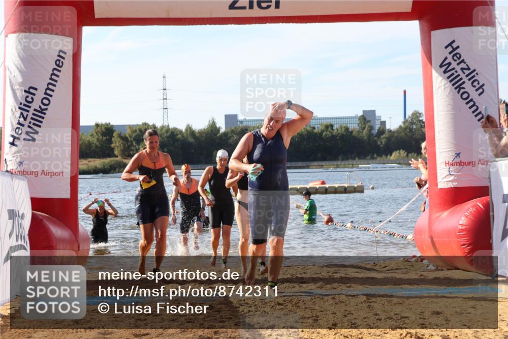 07.09.2025 - 19. Norderstedt Triathlon Luisa Fischer http://msf.ph/oto/8742311 07.09.2025 10:05:50 Schwimmen 1111, 1114, 1119, 1126, 1131, 1132, 1144 meine-sportfotos.de