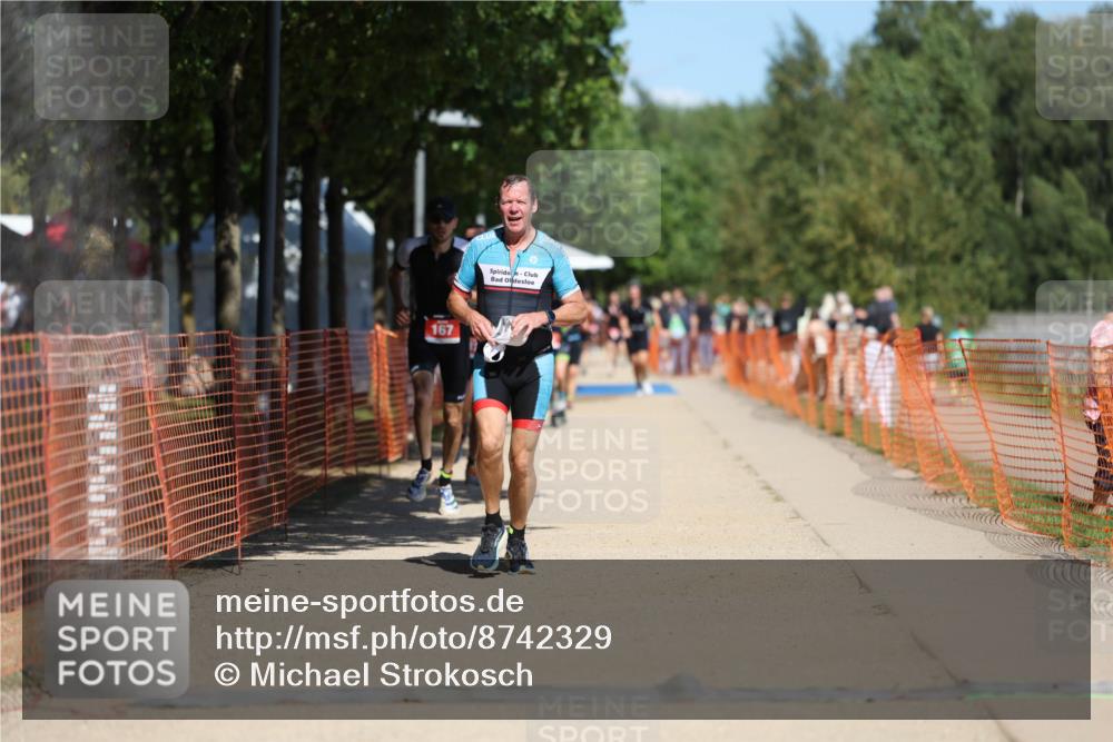07.09.2025 - 19. Norderstedt Triathlon Michael Strokosch http://msf.ph/oto/8742329 07.09.2025 13:08:11 Laufen 167, 212, 249 meine-sportfotos.de