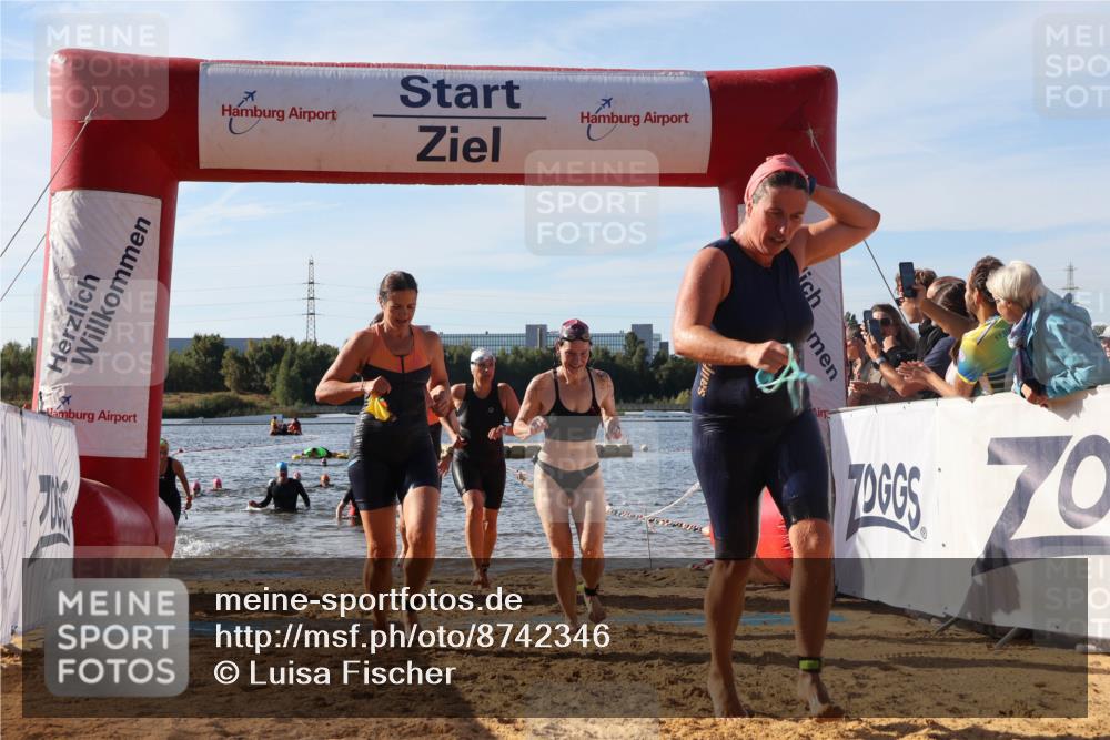 07.09.2025 - 19. Norderstedt Triathlon Luisa Fischer http://msf.ph/oto/8742346 07.09.2025 10:05:52 Schwimmen 1111, 1114, 1119, 1126, 1131, 1132, 1135, 1144, 1146 meine-sportfotos.de