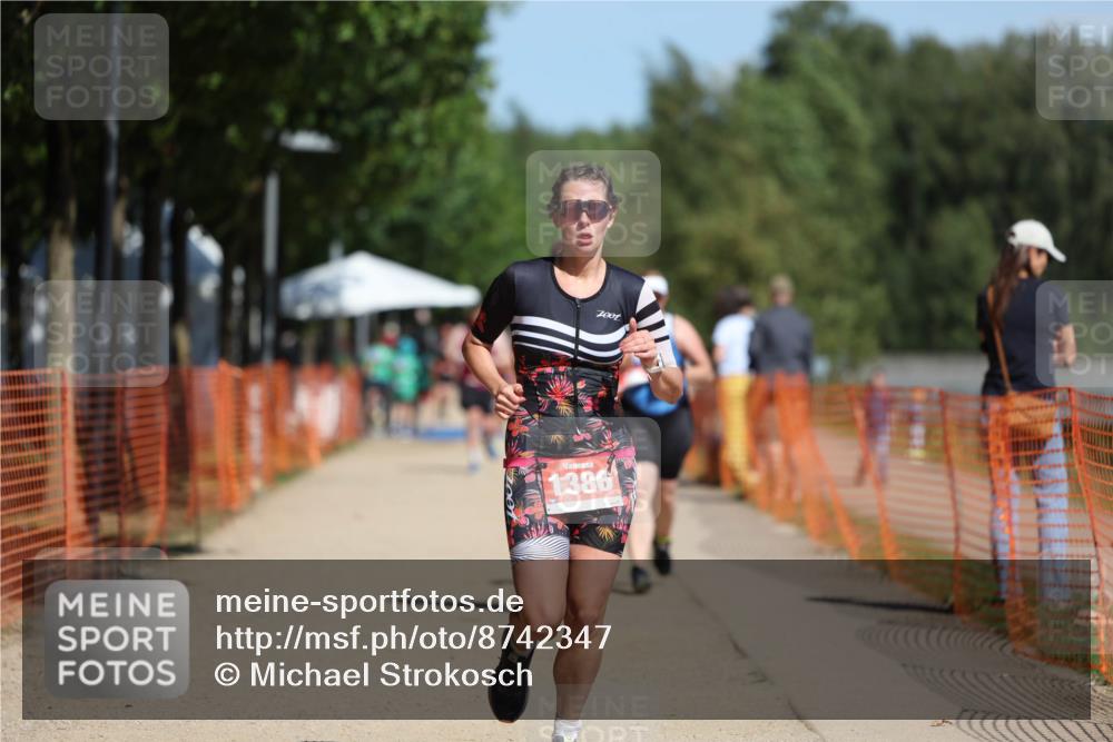 07.09.2025 - 19. Norderstedt Triathlon Michael Strokosch http://msf.ph/oto/8742347 07.09.2025 12:32:32 Laufen 779, 1370, 1386 meine-sportfotos.de