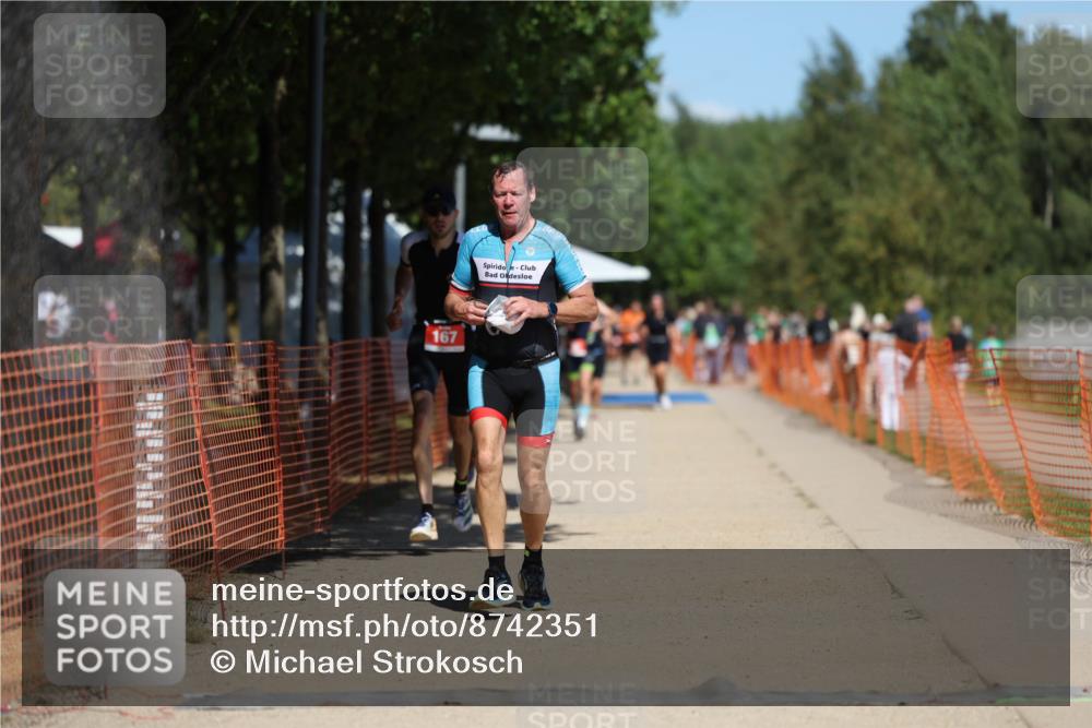 07.09.2025 - 19. Norderstedt Triathlon Michael Strokosch http://msf.ph/oto/8742351 07.09.2025 13:08:12 Laufen 167, 212, 249 meine-sportfotos.de