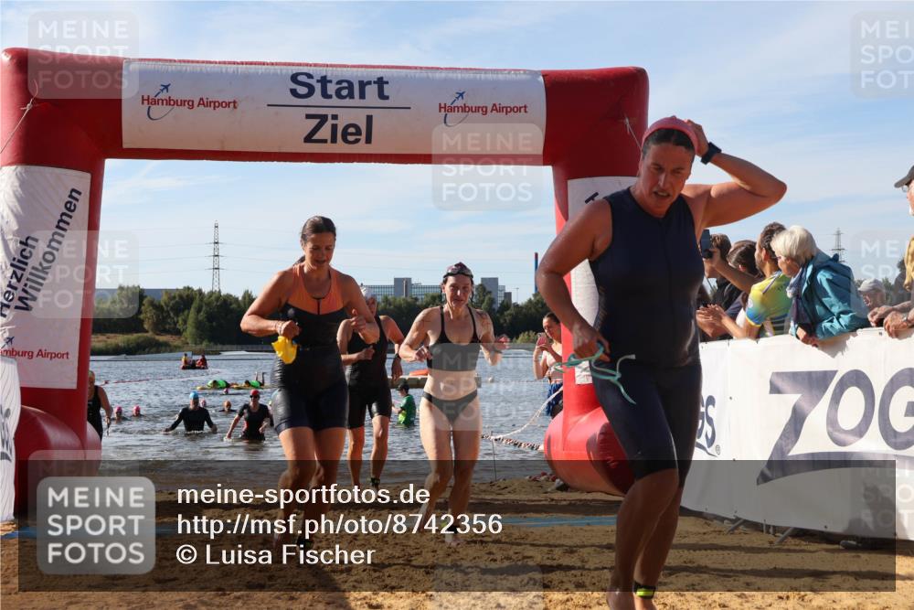 07.09.2025 - 19. Norderstedt Triathlon Luisa Fischer http://msf.ph/oto/8742356 07.09.2025 10:05:52 Schwimmen 1111, 1114, 1119, 1126, 1131, 1132, 1135, 1144, 1146 meine-sportfotos.de