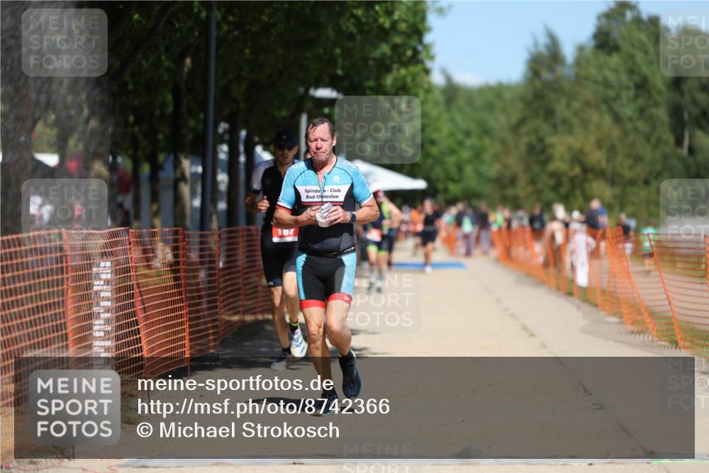 07.09.2025 - 19. Norderstedt Triathlon Michael Strokosch http://msf.ph/oto/8742366 07.09.2025 13:08:12 Laufen 167, 212, 249 meine-sportfotos.de