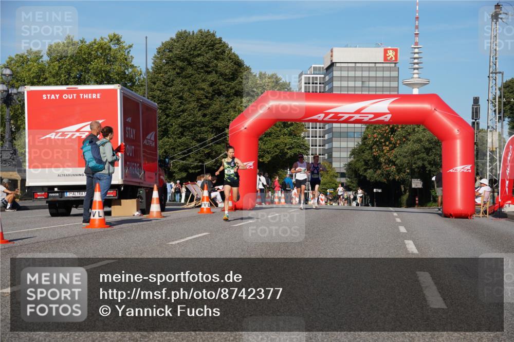 07.09.2025 - BARMER Alsterlauf Yannick Fuchs http://msf.ph/oto/8742377 07.09.2025 09:28:30 Laufen 1 meine-sportfotos.de
