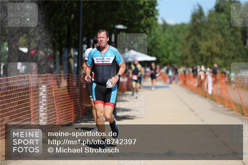 07.09.2025 - 19. Norderstedt Triathlon Michael Strokosch http://msf.ph/oto/8742397 07.09.2025 13:08:13 Laufen 167, 205, 212, 249 meine-sportfotos.de