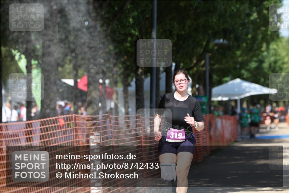 07.09.2025 - 19. Norderstedt Triathlon Michael Strokosch http://msf.ph/oto/8742433 07.09.2025 13:54:13 Laufen 319, 1261 meine-sportfotos.de
