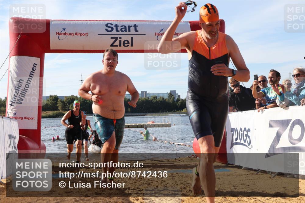 07.09.2025 - 19. Norderstedt Triathlon Luisa Fischer http://msf.ph/oto/8742436 07.09.2025 10:05:56 Schwimmen 1111, 1114, 1126, 1131, 1132, 1135, 1144, 1146 meine-sportfotos.de