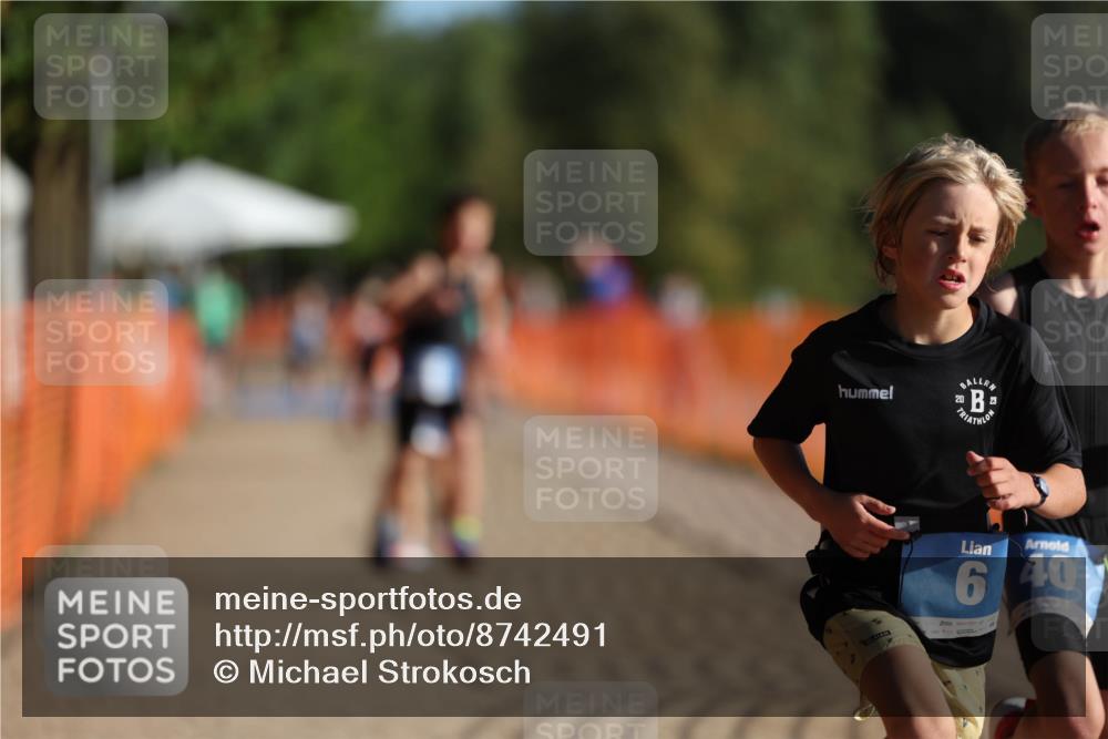 07.09.2025 - 19. Norderstedt Triathlon Michael Strokosch http://msf.ph/oto/8742491 07.09.2025 09:16:22 Laufen 6, 15, 36, 40 meine-sportfotos.de