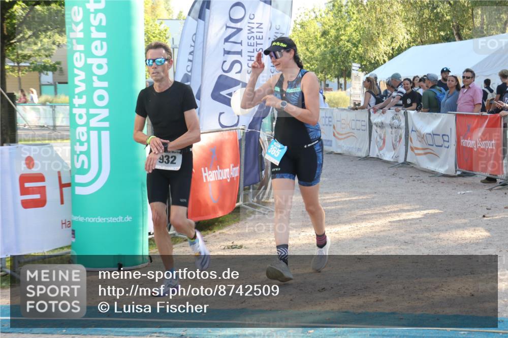 07.09.2025 - 19. Norderstedt Triathlon Luisa Fischer http://msf.ph/oto/8742509 07.09.2025 17:00:07 Ziel 365, 932, 1568 meine-sportfotos.de