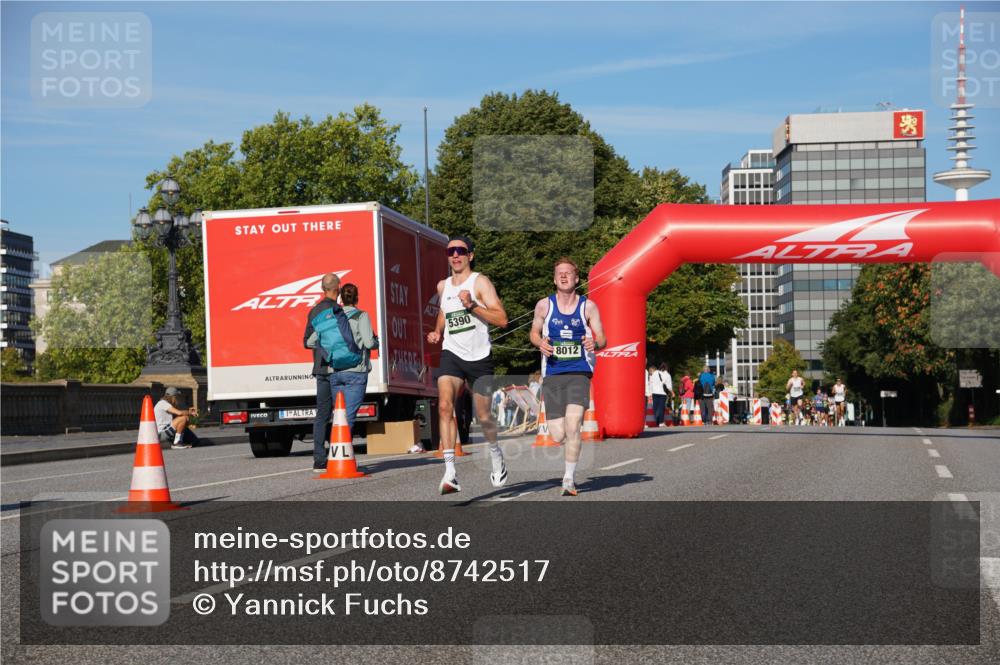 07.09.2025 - BARMER Alsterlauf Yannick Fuchs http://msf.ph/oto/8742517 07.09.2025 09:28:34 Laufen 5390, 8012 meine-sportfotos.de