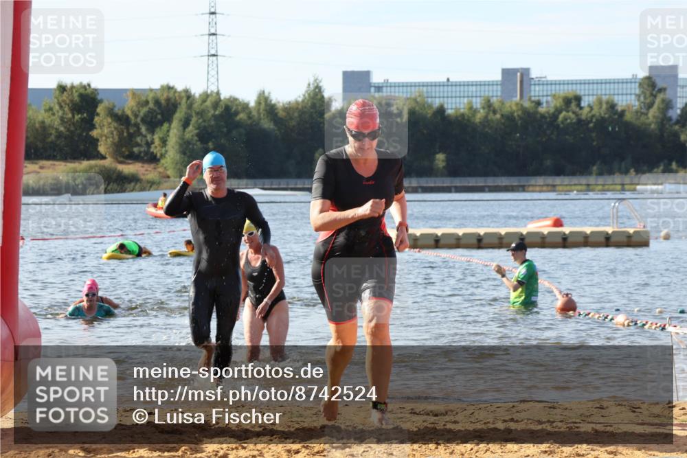 07.09.2025 - 19. Norderstedt Triathlon Luisa Fischer http://msf.ph/oto/8742524 07.09.2025 10:06:02 Schwimmen 1111, 1112, 1114, 1126, 1131, 1132, 1135, 1137, 1140, 1144, 1146 meine-sportfotos.de