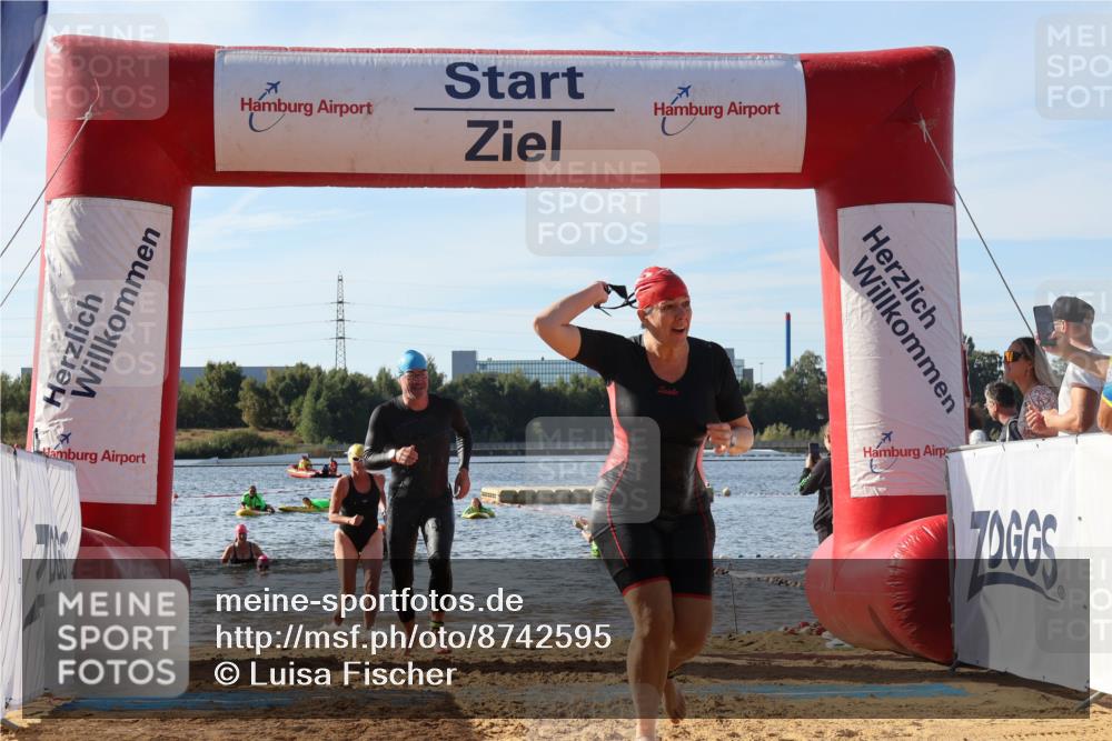 07.09.2025 - 19. Norderstedt Triathlon Luisa Fischer http://msf.ph/oto/8742595 07.09.2025 10:06:05 Schwimmen 1112, 1114, 1126, 1132, 1135, 1137, 1140, 1146 meine-sportfotos.de