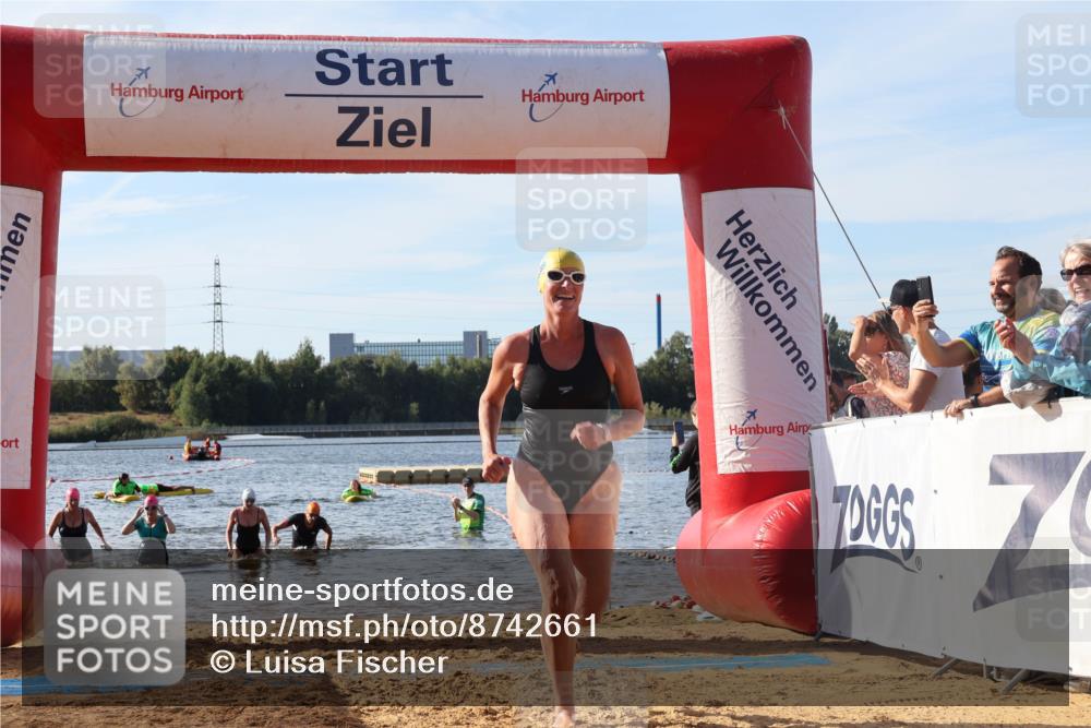 07.09.2025 - 19. Norderstedt Triathlon Luisa Fischer http://msf.ph/oto/8742661 07.09.2025 10:06:09 Schwimmen 1112, 1135, 1137, 1140, 1146 meine-sportfotos.de