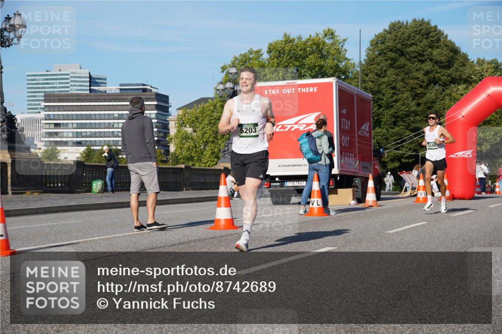 07.09.2025 - BARMER Alsterlauf Yannick Fuchs http://msf.ph/oto/8742689 07.09.2025 09:28:47 Laufen 5203, 1, 5148 meine-sportfotos.de