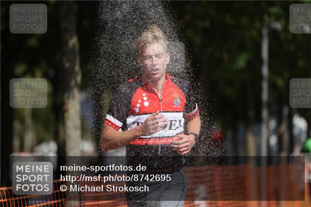 07.09.2025 - 19. Norderstedt Triathlon Michael Strokosch http://msf.ph/oto/8742695 07.09.2025 11:55:26 Laufen 228, 710, 734, 746, 1164, 1173, 1202 meine-sportfotos.de