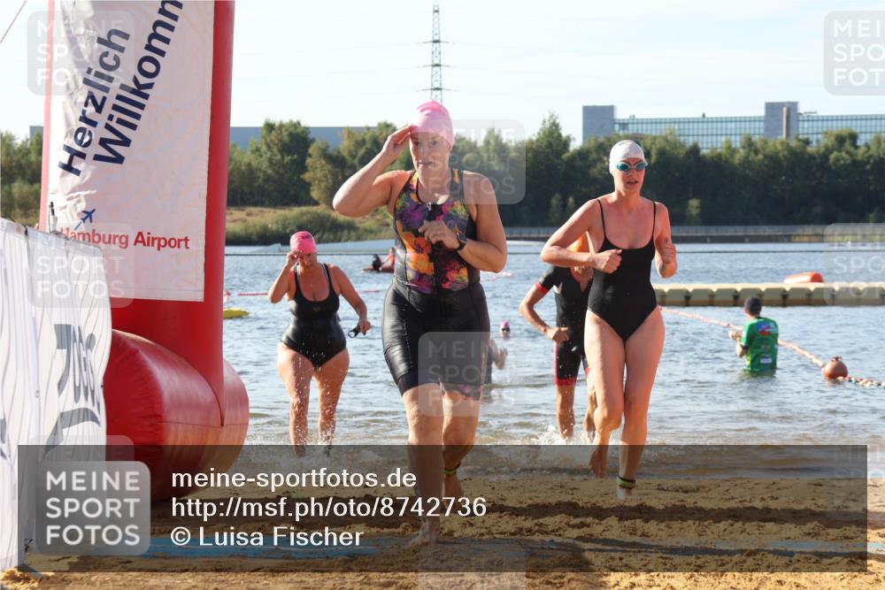 07.09.2025 - 19. Norderstedt Triathlon Luisa Fischer http://msf.ph/oto/8742736 07.09.2025 10:06:16 Schwimmen 1115, 1125, 1137, 1140, 1143, 1148, 1150 meine-sportfotos.de