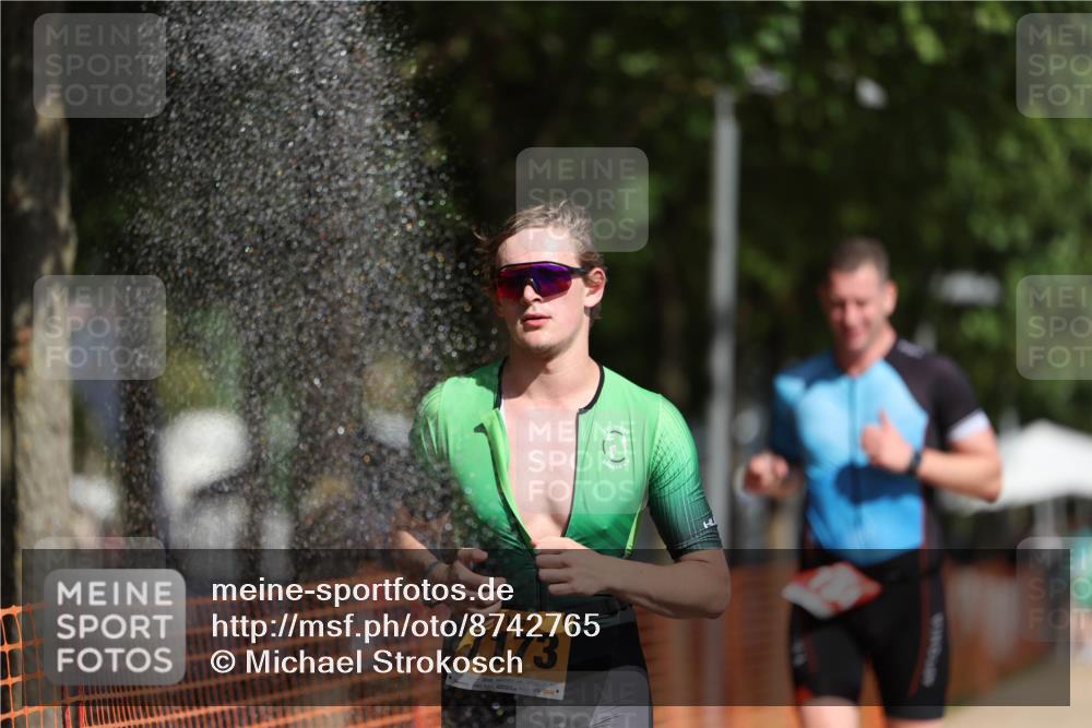 07.09.2025 - 19. Norderstedt Triathlon Michael Strokosch http://msf.ph/oto/8742765 07.09.2025 11:55:30 Laufen 228, 710, 734, 1164, 1173, 1202 meine-sportfotos.de