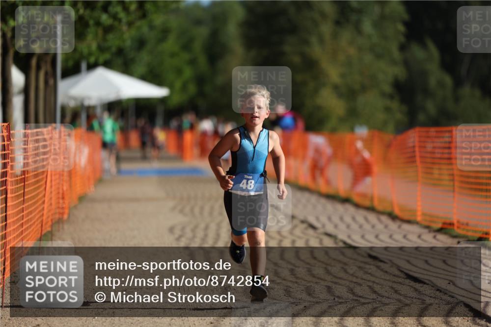 07.09.2025 - 19. Norderstedt Triathlon Michael Strokosch http://msf.ph/oto/8742854 07.09.2025 09:16:40 Laufen 8, 13, 47, 48 meine-sportfotos.de