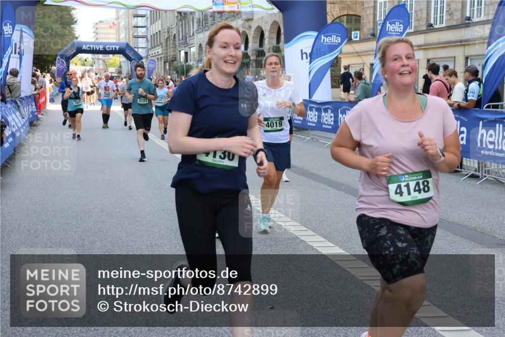 07.09.2025 - BARMER Alsterlauf Strokosch-Dieckow http://msf.ph/oto/8742899 07.09.2025 10:18:05 Ziel 2255, 2488, 2571, 2575, 2715, 3021, 3138, 3139, 3478, 4023, 4343, 4661, 4724, 5403, 5405, 8021, 8186 meine-sportfotos.de