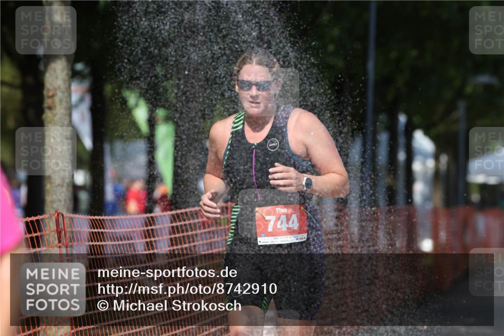 07.09.2025 - 19. Norderstedt Triathlon Michael Strokosch http://msf.ph/oto/8742910 07.09.2025 13:56:42 Laufen 336, 744 meine-sportfotos.de