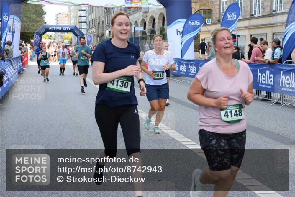 07.09.2025 - BARMER Alsterlauf Strokosch-Dieckow http://msf.ph/oto/8742943 07.09.2025 10:18:05 Ziel 2255, 2488, 2571, 2575, 2715, 3021, 3138, 3139, 3478, 4023, 4343, 4661, 4724, 5403, 5405, 8021, 8186 meine-sportfotos.de