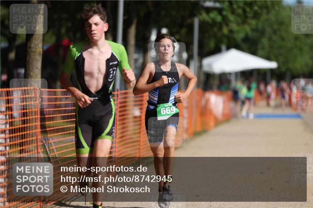 07.09.2025 - 19. Norderstedt Triathlon Michael Strokosch http://msf.ph/oto/8742945 07.09.2025 10:57:24 Laufen 655, 669 meine-sportfotos.de
