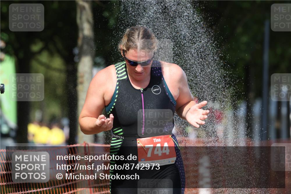 07.09.2025 - 19. Norderstedt Triathlon Michael Strokosch http://msf.ph/oto/8742973 07.09.2025 13:56:43 Laufen 336, 744 meine-sportfotos.de