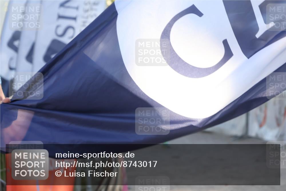 07.09.2025 - 19. Norderstedt Triathlon Luisa Fischer http://msf.ph/oto/8743017 07.09.2025 17:03:00 Ziel  meine-sportfotos.de