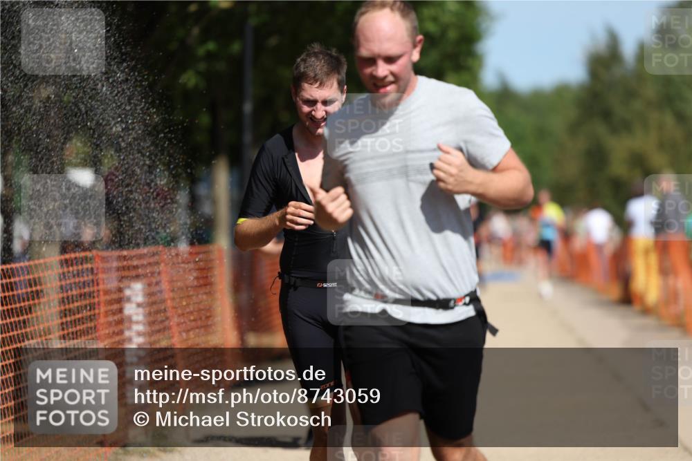 07.09.2025 - 19. Norderstedt Triathlon Michael Strokosch http://msf.ph/oto/8743059 07.09.2025 12:33:17 Laufen 782, 801, 1223, 1241, 1265 meine-sportfotos.de