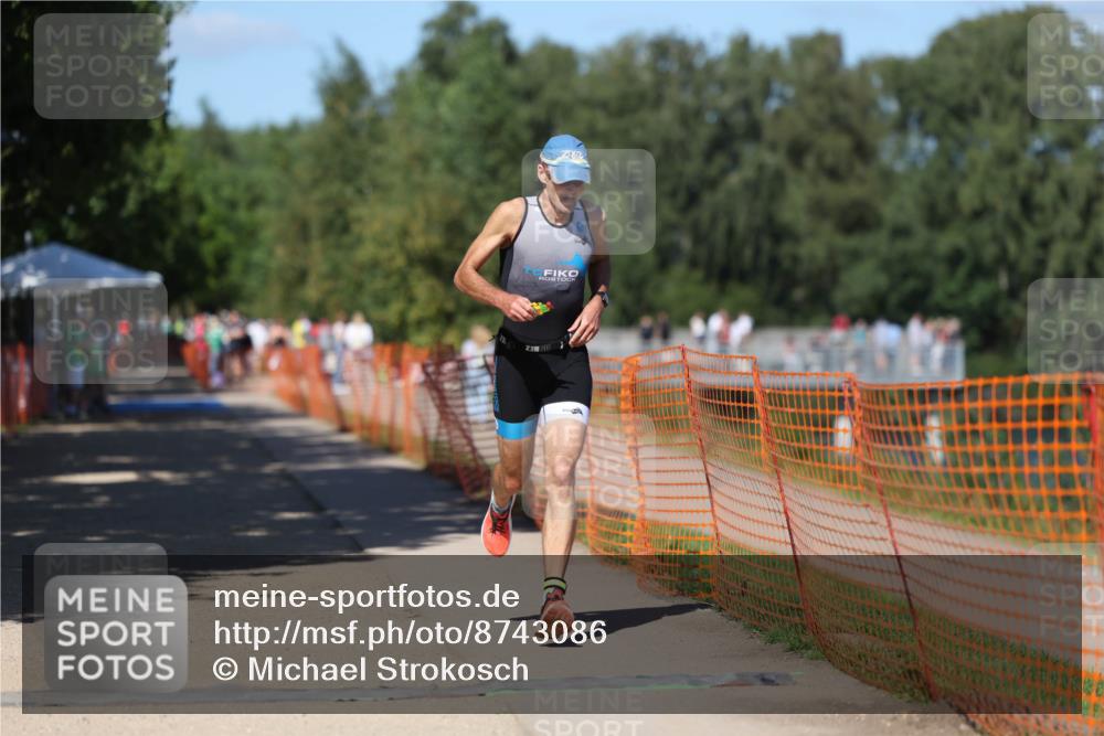 07.09.2025 - 19. Norderstedt Triathlon Michael Strokosch http://msf.ph/oto/8743086 07.09.2025 14:40:56 Laufen 988 meine-sportfotos.de