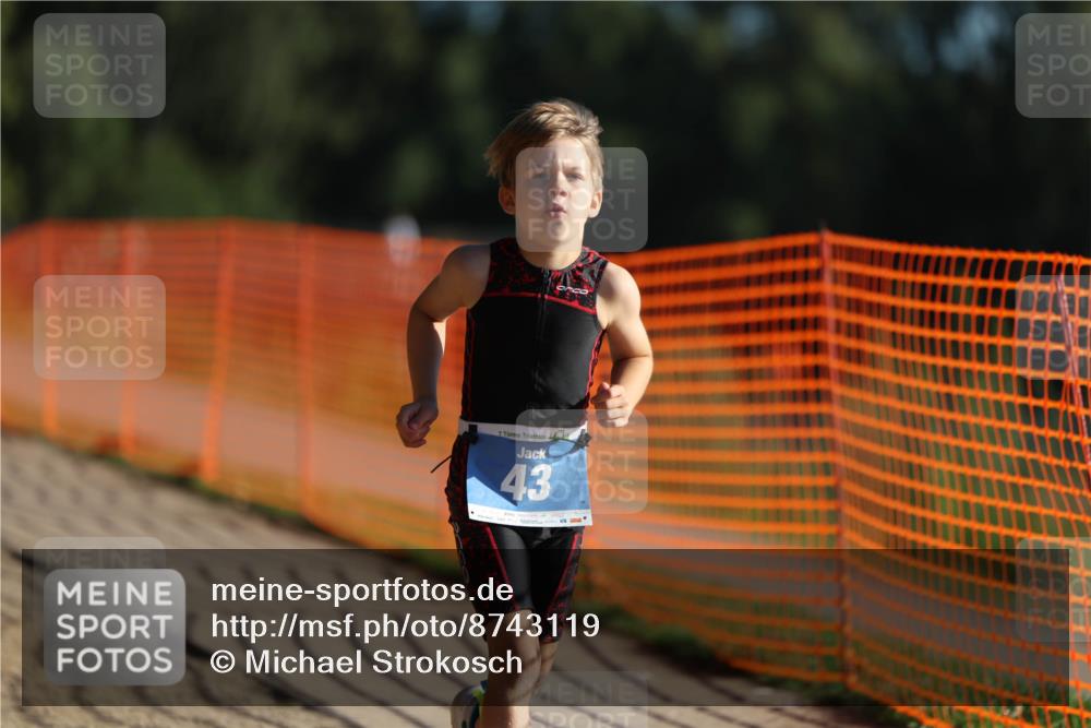 07.09.2025 - 19. Norderstedt Triathlon Michael Strokosch http://msf.ph/oto/8743119 07.09.2025 09:16:57 Laufen 43 meine-sportfotos.de