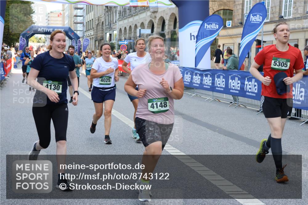 07.09.2025 - BARMER Alsterlauf Strokosch-Dieckow http://msf.ph/oto/8743122 07.09.2025 10:18:04 Ziel 2255, 2488, 2571, 2575, 2715, 3021, 3138, 3139, 3478, 4343, 4661, 4724, 5403, 5405, 8021, 8186 meine-sportfotos.de