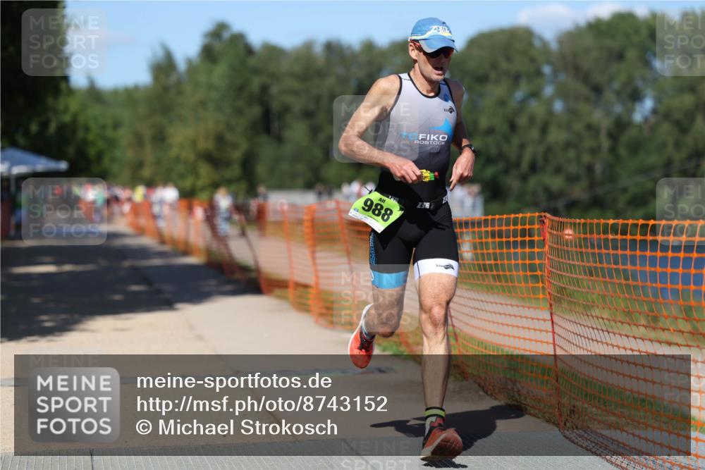 07.09.2025 - 19. Norderstedt Triathlon Michael Strokosch http://msf.ph/oto/8743152 07.09.2025 14:40:57 Laufen 988 meine-sportfotos.de
