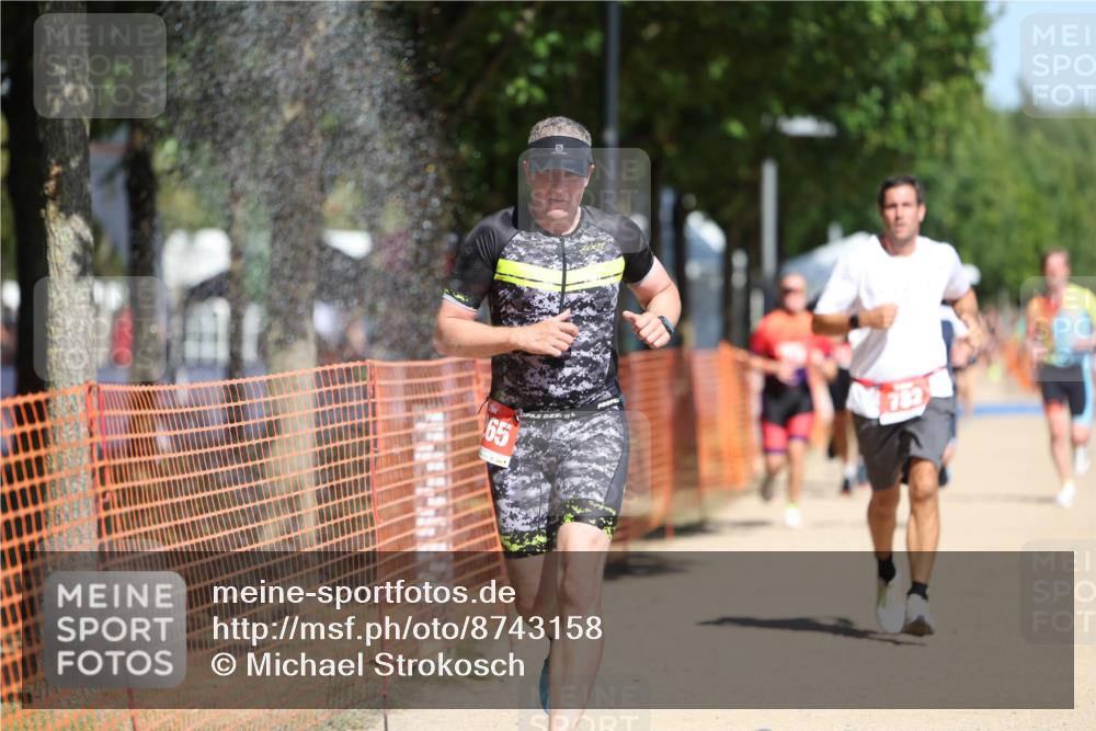 07.09.2025 - 19. Norderstedt Triathlon Michael Strokosch http://msf.ph/oto/8743158 07.09.2025 12:33:22 Laufen 191, 714, 782, 815, 1241, 1265, 1329 meine-sportfotos.de