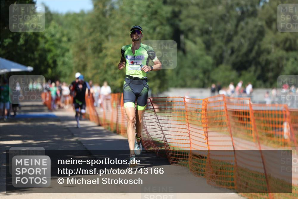 07.09.2025 - 19. Norderstedt Triathlon Michael Strokosch http://msf.ph/oto/8743166 07.09.2025 14:41:32 Laufen 1469 meine-sportfotos.de