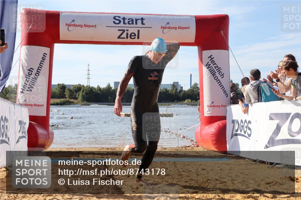 07.09.2025 - 19. Norderstedt Triathlon Luisa Fischer http://msf.ph/oto/8743178 07.09.2025 10:20:53 Schwimmen 646, 654 meine-sportfotos.de