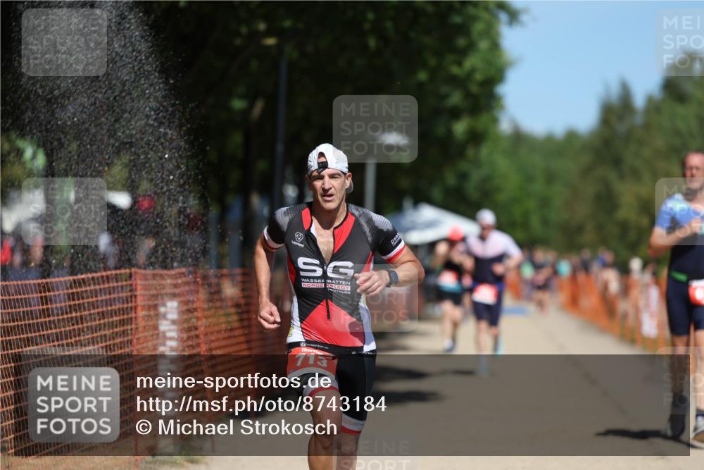 07.09.2025 - 19. Norderstedt Triathlon Michael Strokosch http://msf.ph/oto/8743184 07.09.2025 13:08:51 Laufen 220, 713, 754 meine-sportfotos.de