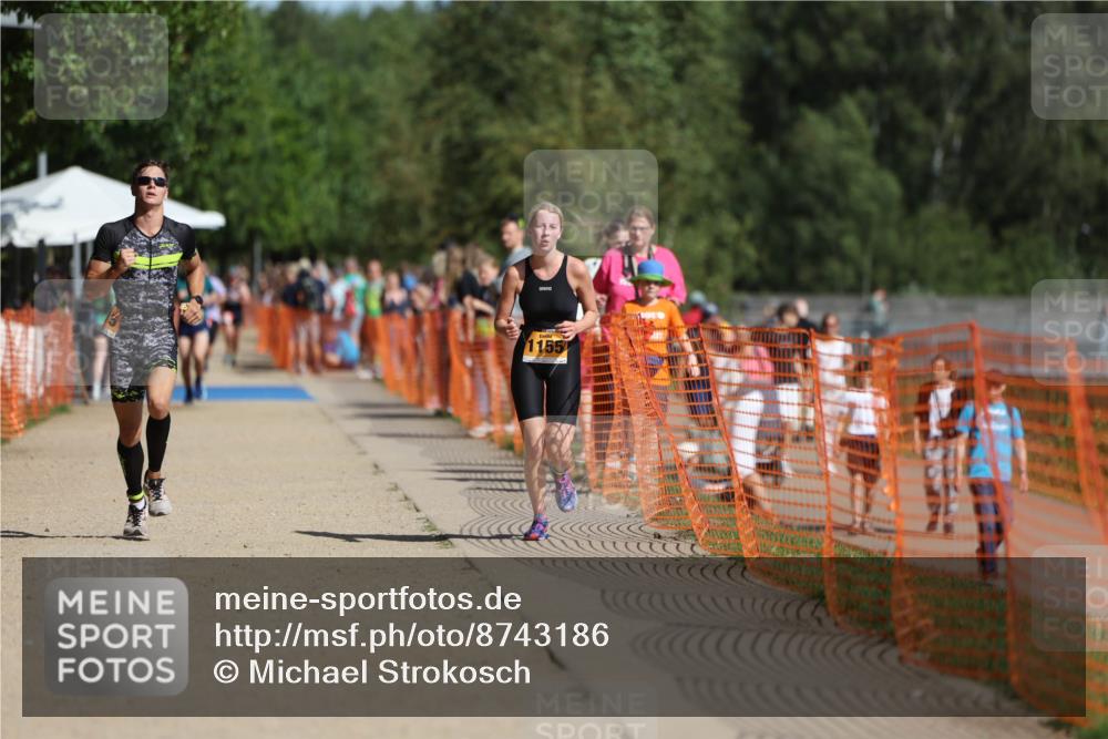 07.09.2025 - 19. Norderstedt Triathlon Michael Strokosch http://msf.ph/oto/8743186 07.09.2025 11:56:25 Laufen 1155, 1175 meine-sportfotos.de