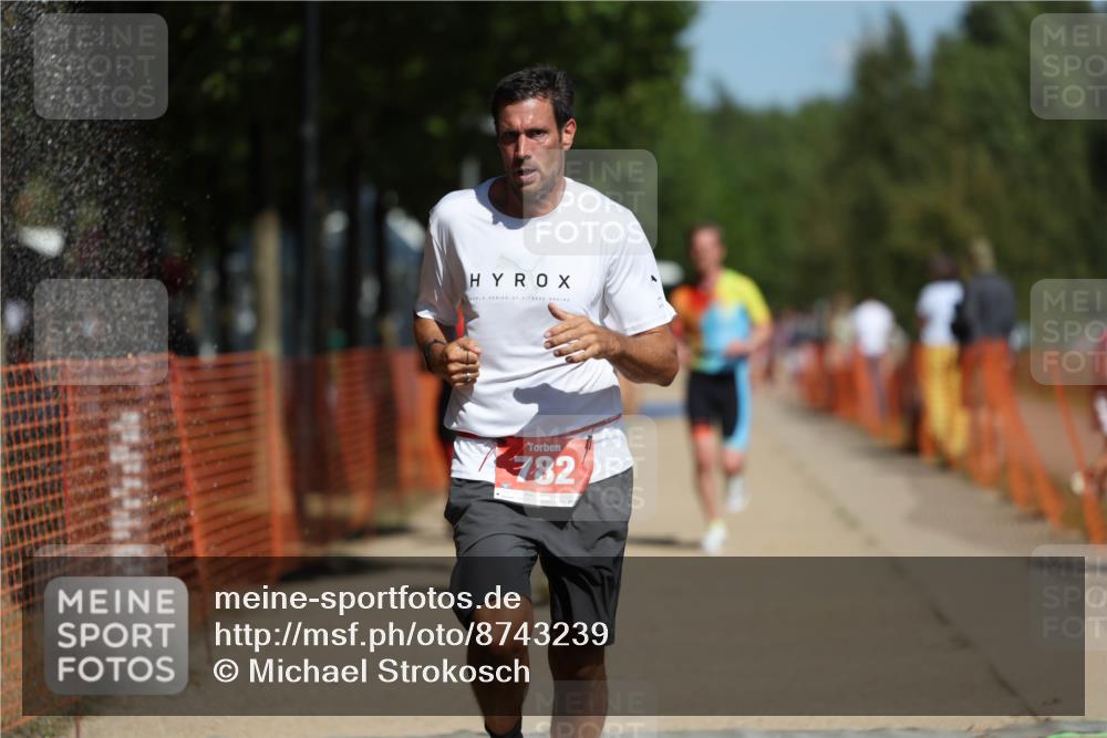07.09.2025 - 19. Norderstedt Triathlon Michael Strokosch http://msf.ph/oto/8743239 07.09.2025 12:33:25 Laufen 191, 210, 714, 782, 815, 1247, 1265, 1329 meine-sportfotos.de