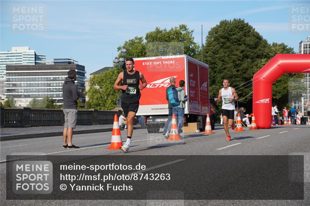 07.09.2025 - BARMER Alsterlauf Yannick Fuchs http://msf.ph/oto/8743263 07.09.2025 09:29:03 Laufen 3422, 1, 631 meine-sportfotos.de