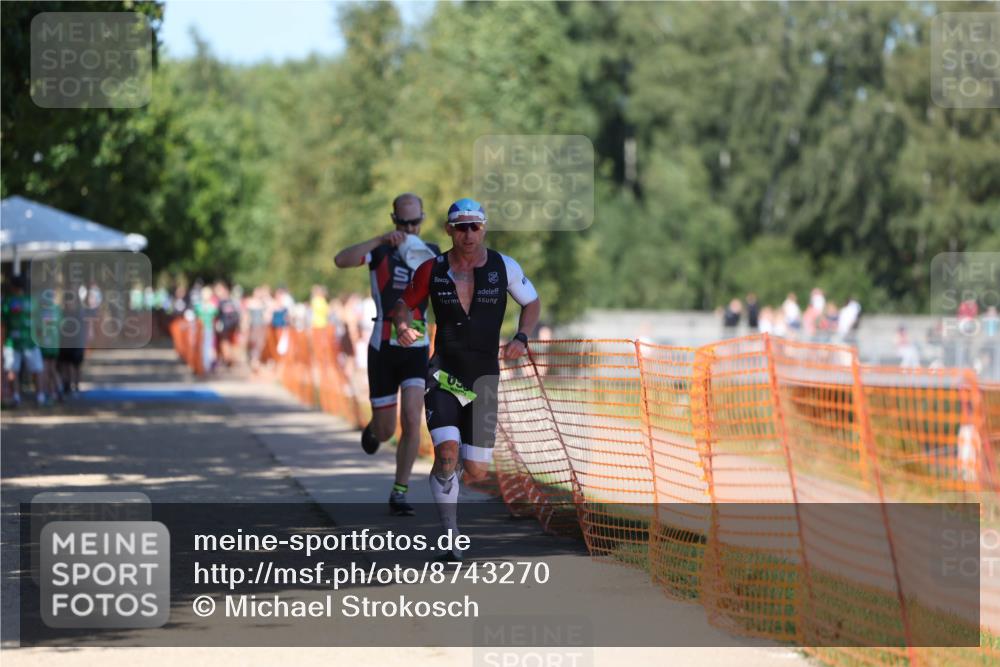 07.09.2025 - 19. Norderstedt Triathlon Michael Strokosch http://msf.ph/oto/8743270 07.09.2025 14:41:39 Laufen 969, 979, 1469 meine-sportfotos.de