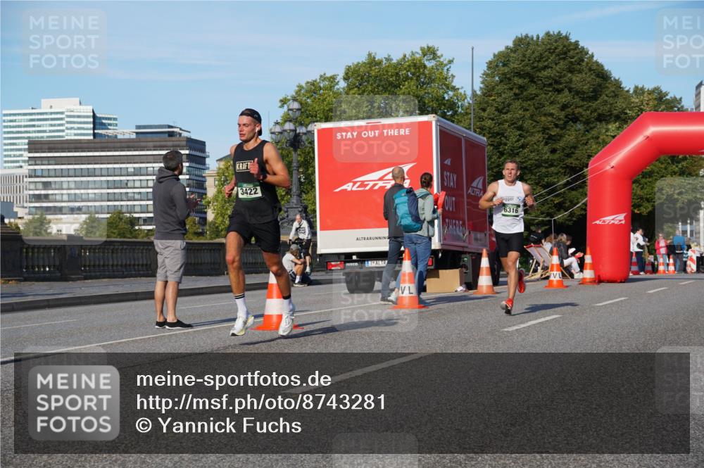 07.09.2025 - BARMER Alsterlauf Yannick Fuchs http://msf.ph/oto/8743281 07.09.2025 09:29:03 Laufen 3422, 6316 meine-sportfotos.de