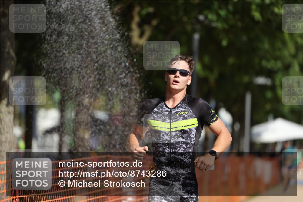 07.09.2025 - 19. Norderstedt Triathlon Michael Strokosch http://msf.ph/oto/8743286 07.09.2025 11:56:29 Laufen 1155, 1175 meine-sportfotos.de