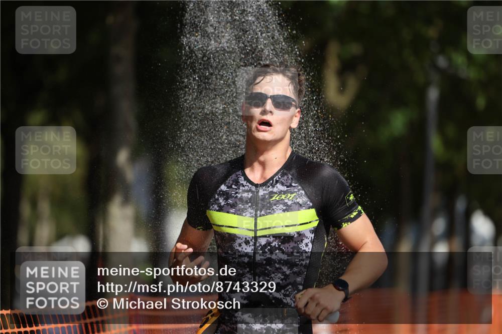 07.09.2025 - 19. Norderstedt Triathlon Michael Strokosch http://msf.ph/oto/8743329 07.09.2025 11:56:30 Laufen 1155, 1175 meine-sportfotos.de